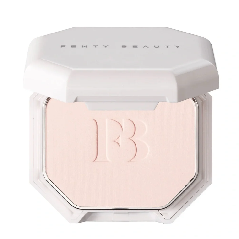 Fenty 110 Pro Filt’r Soft Matte Longwear Powder Foundation